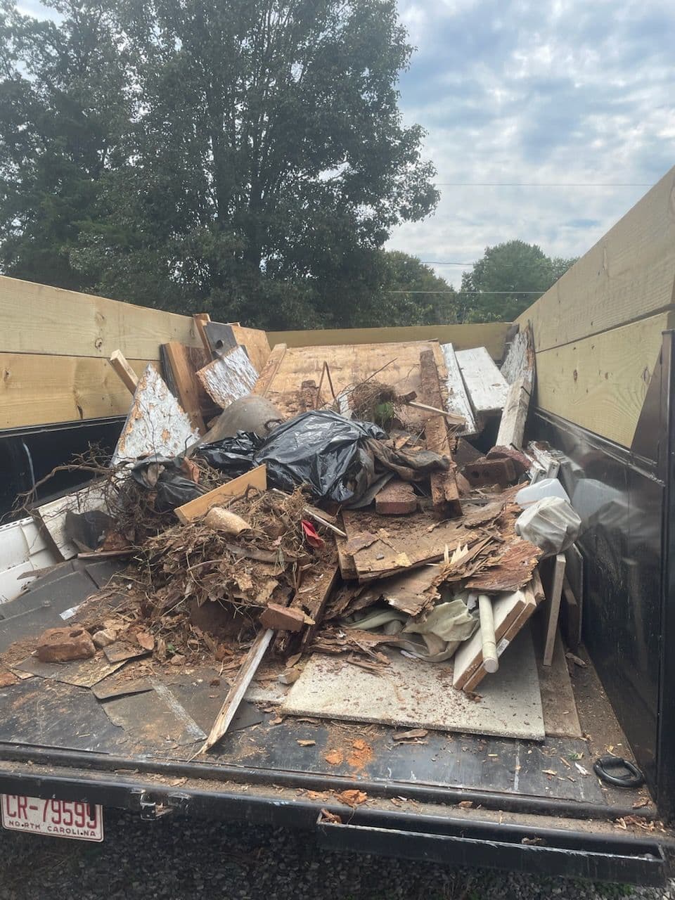 Efficient Garage Cleanouts in Liberty NC image