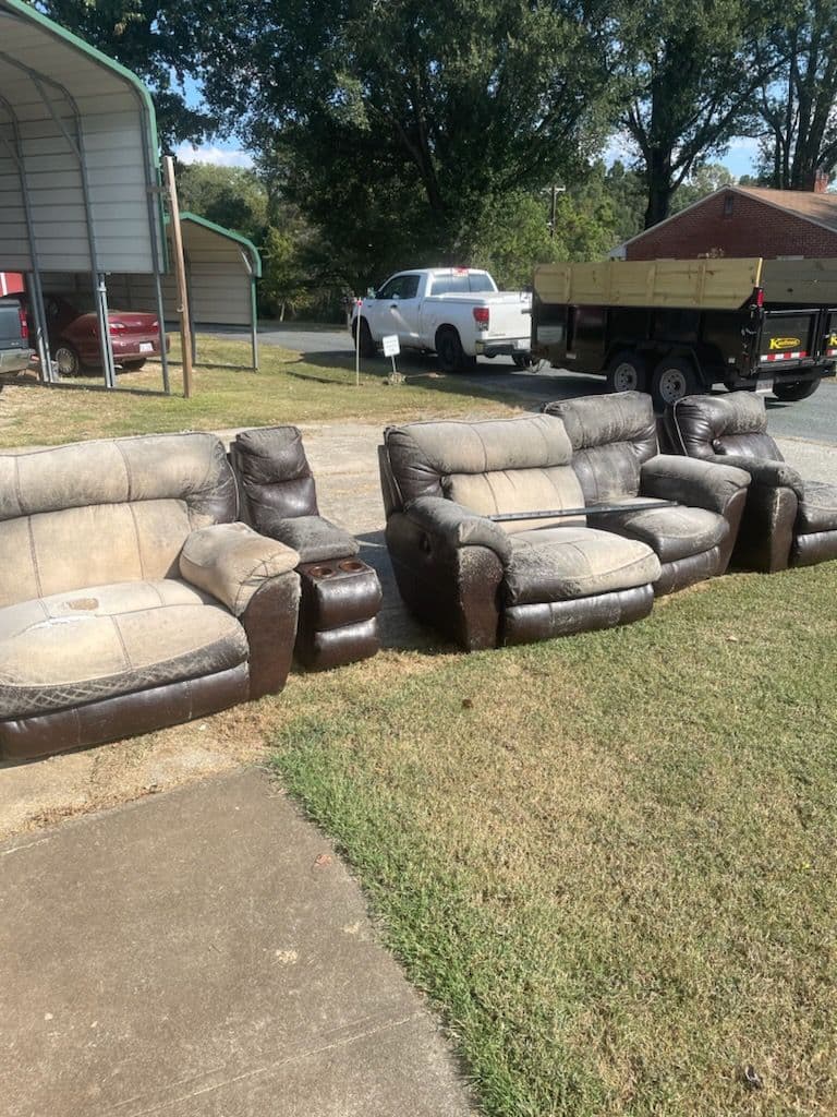 Furniture Removal in Kernersville image